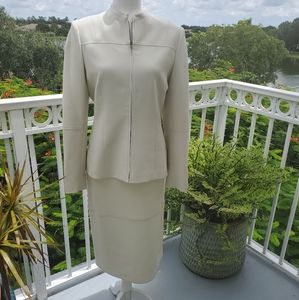 Anne Klein suit. Size 6